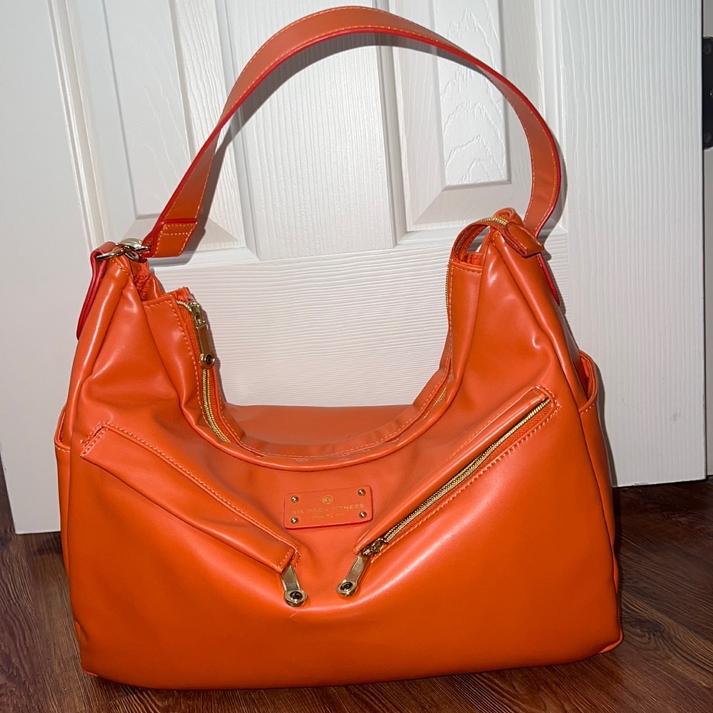 Six Pack Fitness Travel Purse